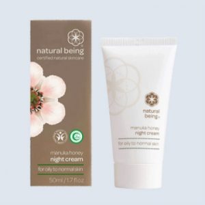 0003076 manuka honey night cream oily skin 50ml 360.jpeg